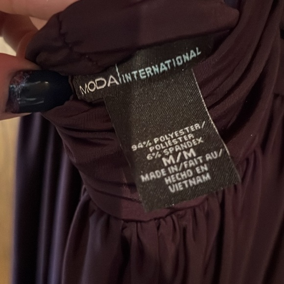 Moda Dress - Picture 4 of 4